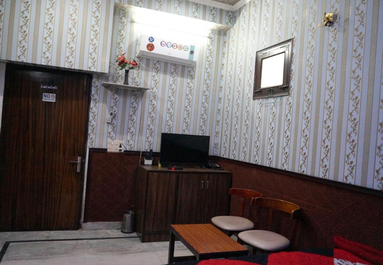 فندق Osakataj آغْرا المظهر الخارجي الصورة
